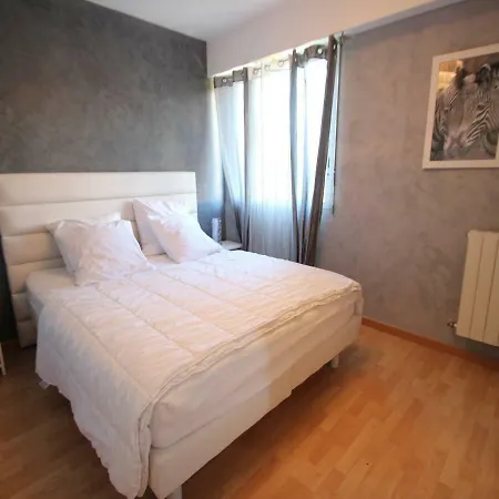Penthouse Le Mirandole * Niza